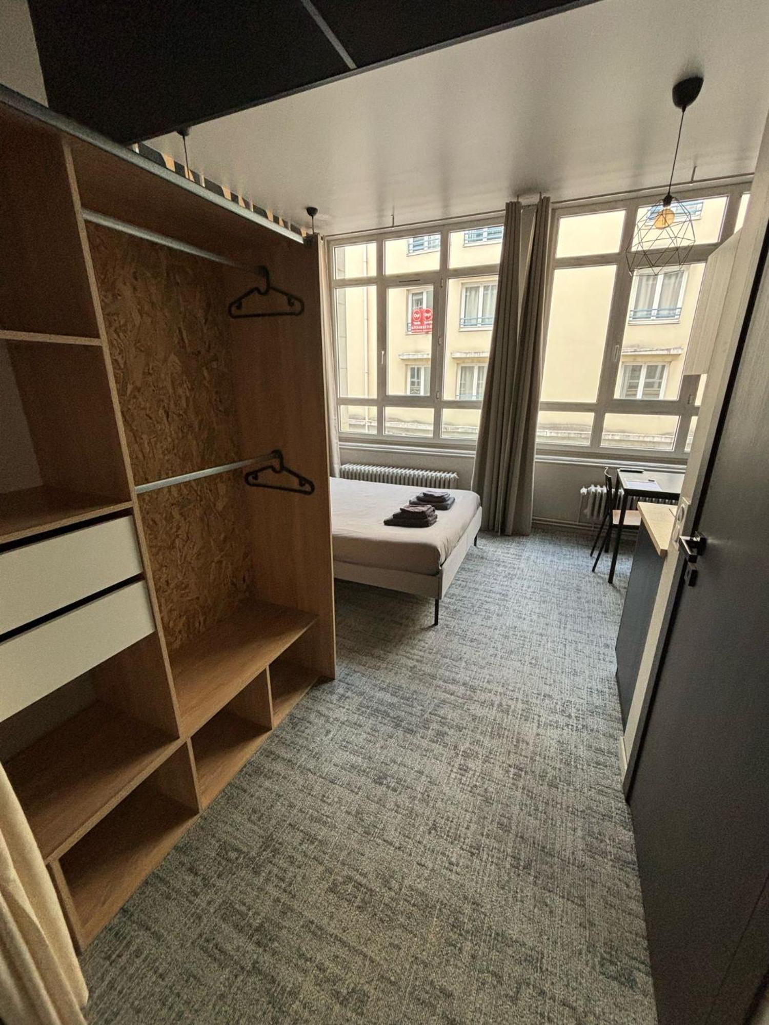 Le 12 Wifi Cosy Parking Gratuit Apartment แซงต์-เอเตียน ภายนอก รูปภาพ
